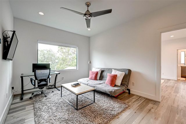 805 Dorothy Street B, Houston, TX 77007