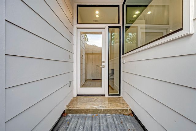 805 Dorothy Street B, Houston, TX 77007