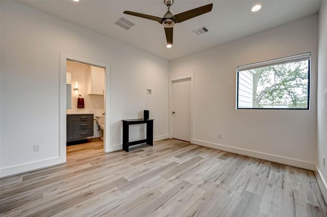 805 Dorothy Street B, Houston, TX 77007