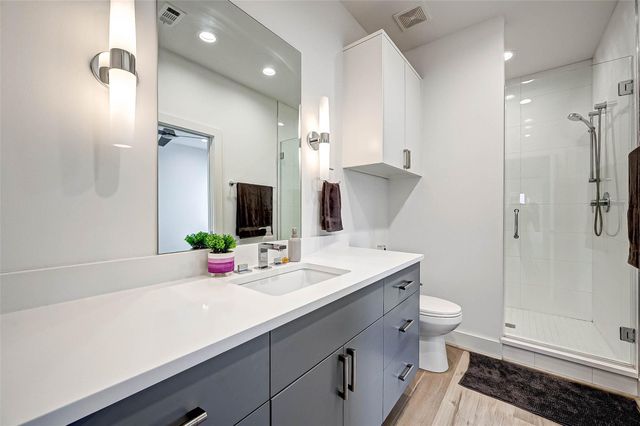 805 Dorothy Street B, Houston, TX 77007