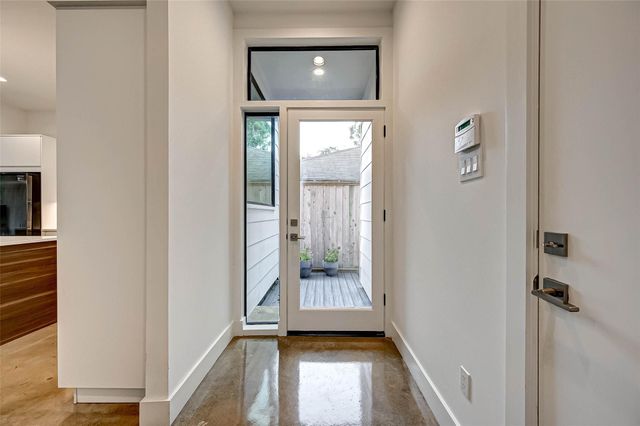 805 Dorothy Street B, Houston, TX 77007
