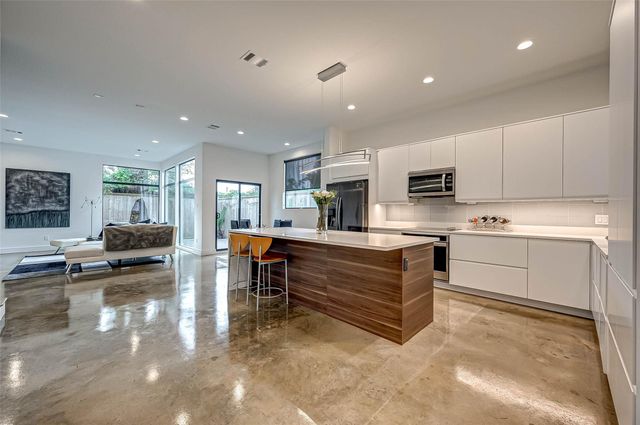 805 Dorothy Street B, Houston, TX 77007