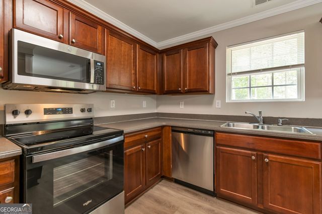 175 Fern Crest Drive, Lawrenceville, GA 30046