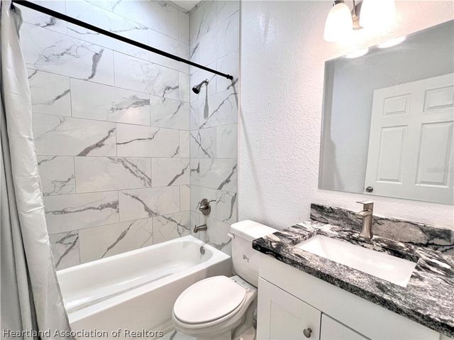 6930 Parkwood Street, Sebring, FL 33876