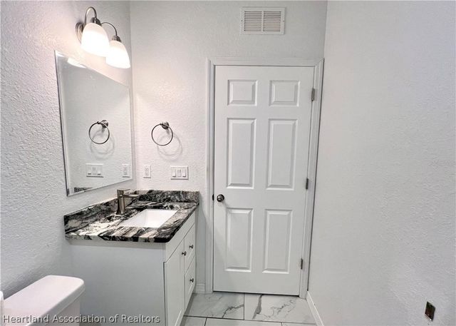 6930 Parkwood Street, Sebring, FL 33876