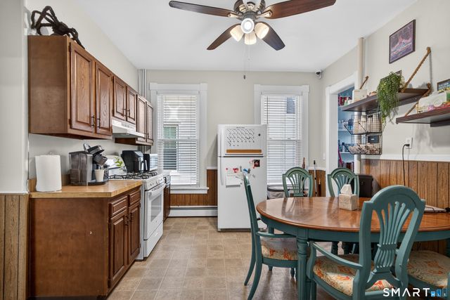 832 State Street, New Haven, CT 06511