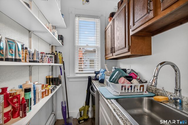 832 State Street, New Haven, CT 06511