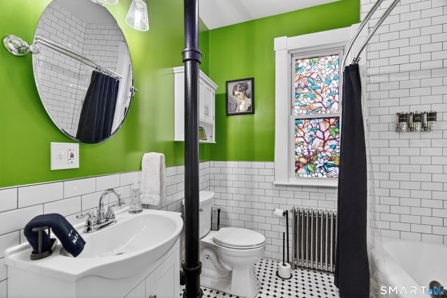 832 State Street, New Haven, CT 06511