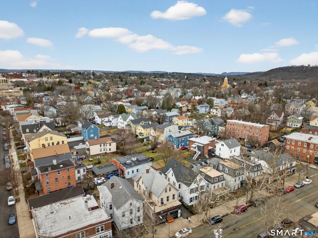 832 State Street, New Haven, CT 06511