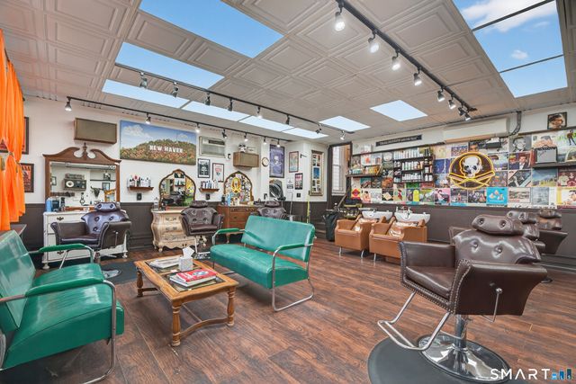 832 State Street, New Haven, CT 06511