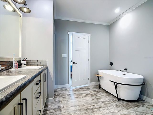 1554 LUNN WOODS TRAIL, Lakeland, FL 33811