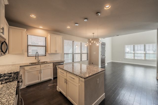 3945 Cascade Sky Drive, Arlington, TX 76005