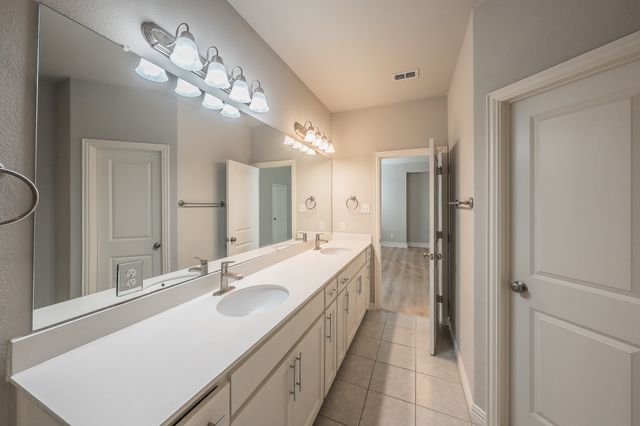 3945 Cascade Sky Drive, Arlington, TX 76005