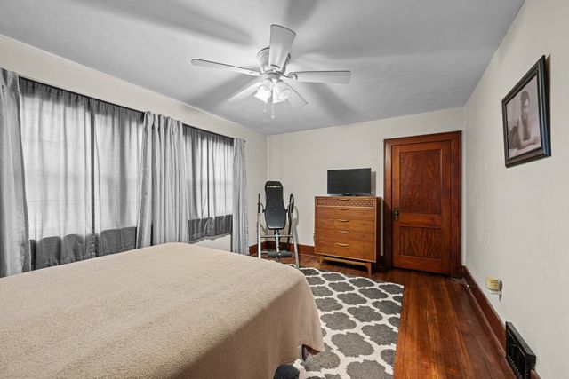 4202 10th Avenue, Moline, IL 61265