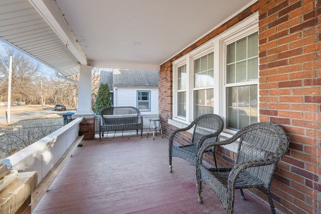 4202 10th Avenue, Moline, IL 61265