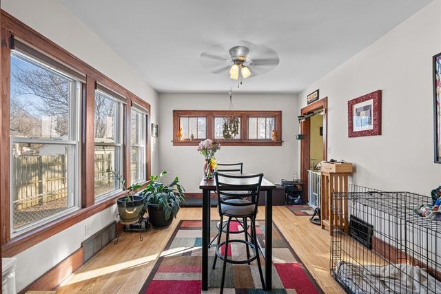 4202 10th Avenue, Moline, IL 61265