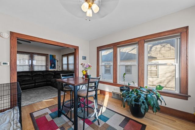 4202 10th Avenue, Moline, IL 61265