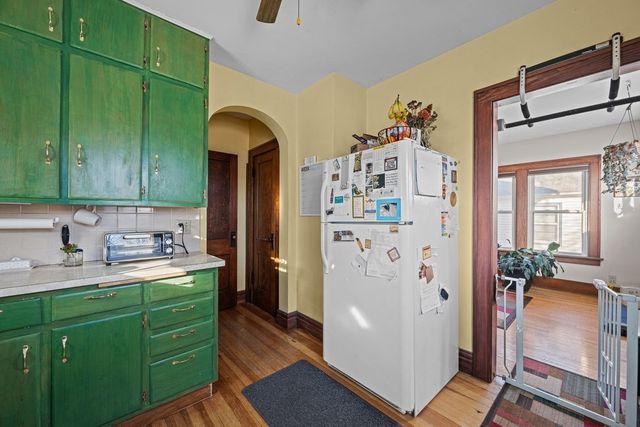 4202 10th Avenue, Moline, IL 61265