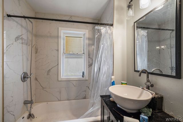 148 Potomac Avenue, Buffalo, NY 14213