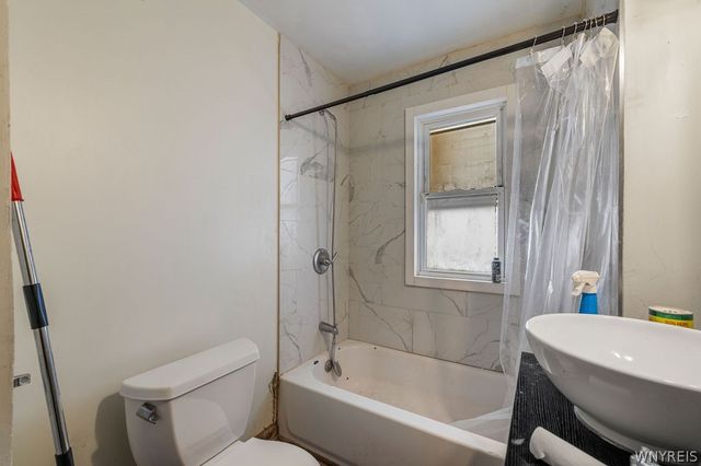 148 Potomac Avenue, Buffalo, NY 14213