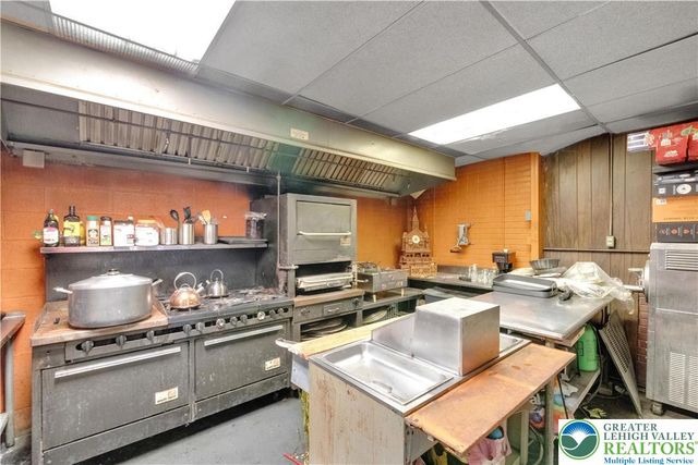 300 Lafayette Street, Tamaqua Boro, PA 18252