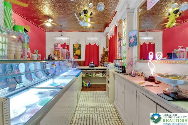 300 Lafayette Street, Tamaqua Boro, PA 18252