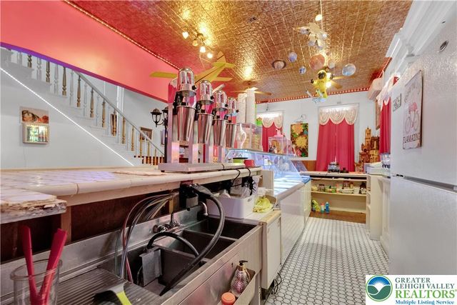 300 Lafayette Street, Tamaqua Boro, PA 18252