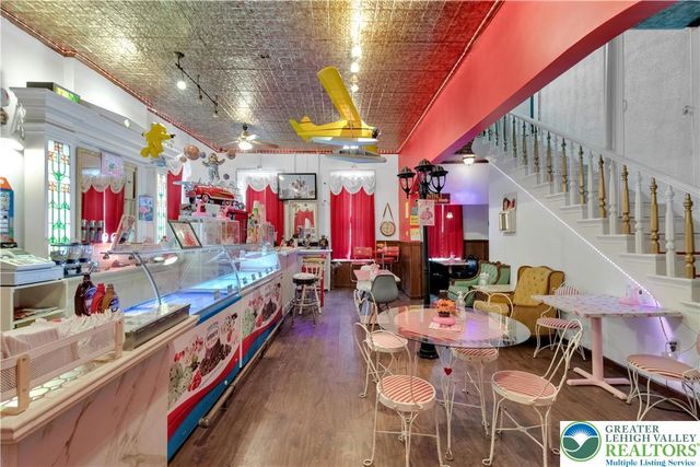 300 Lafayette Street, Tamaqua Boro, PA 18252