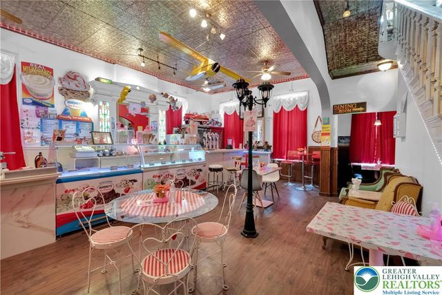 300 Lafayette Street, Tamaqua Boro, PA 18252