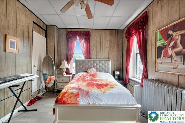 300 Lafayette Street, Tamaqua Boro, PA 18252