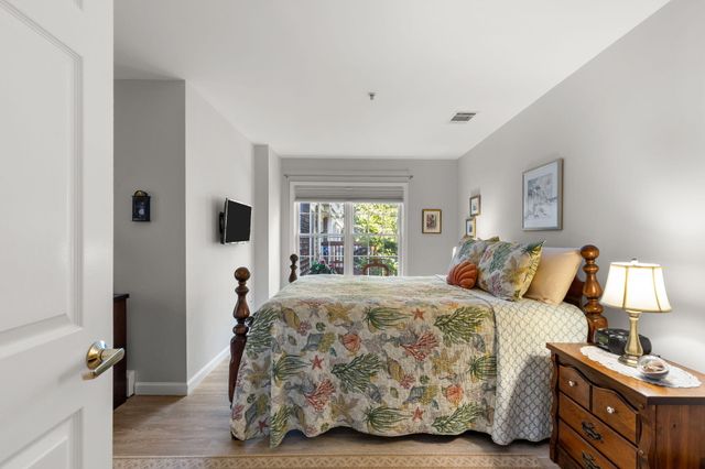 601 Route 28 APT 210, Harwich Port, MA 02646