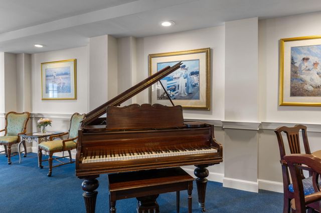 601 Route 28 APT 210, Harwich Port, MA 02646