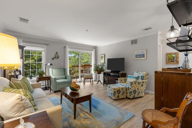 601 Route 28 APT 210, Harwich Port, MA 02646