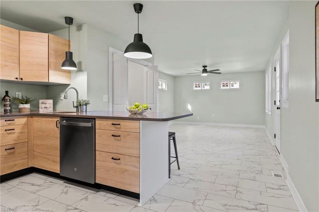 108 Logan DR, Portsmouth, VA 23701