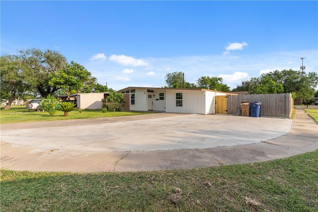 4938 Mable St, Corpus Christi, TX 78411