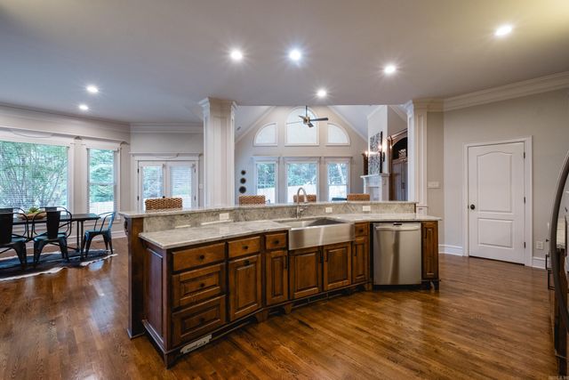 7 Germay Ct, Little Rock, AR 72223