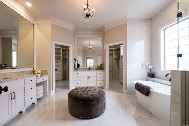 7 Germay Ct, Little Rock, AR 72223