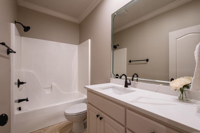 7 Germay Ct, Little Rock, AR 72223