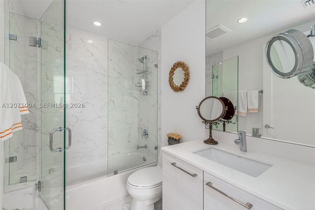 1 Water Club Way 404, North Palm Beach, FL 33408