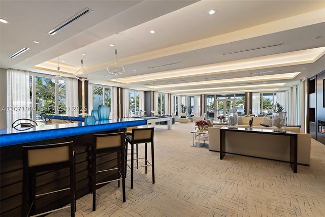 1 Water Club Way 404, North Palm Beach, FL 33408