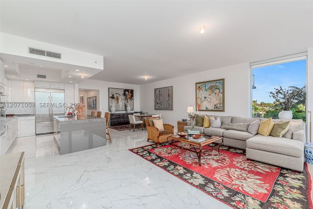 1 Water Club Way 404, North Palm Beach, FL 33408