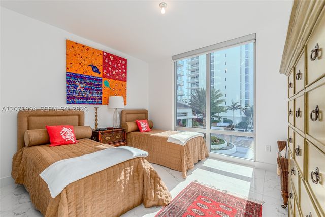 1 Water Club Way 404, North Palm Beach, FL 33408