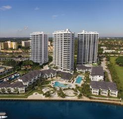 1 Water Club Way 404, North Palm Beach, FL 33408