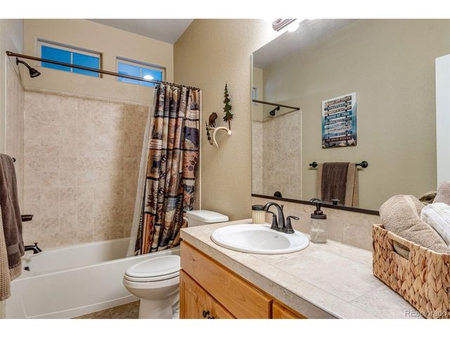 634 Del Carmen Dr, Fort Collins, CO 80524