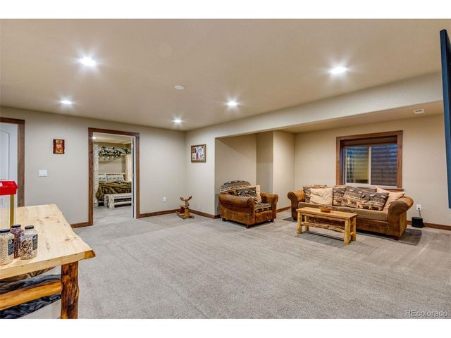 634 Del Carmen Dr, Fort Collins, CO 80524