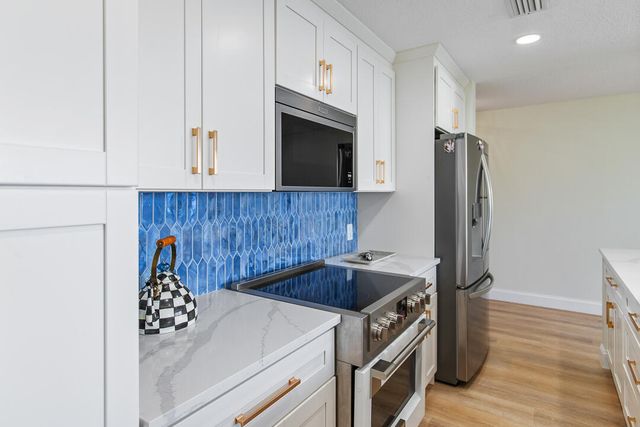 2370 NE Ocean Boulevard C206, Stuart, FL 34996