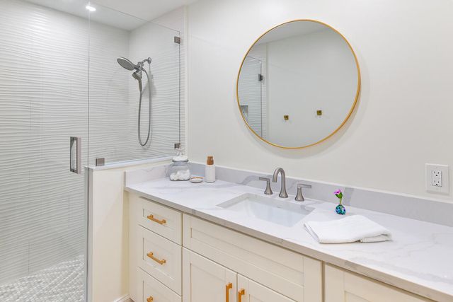 2370 NE Ocean Boulevard C206, Stuart, FL 34996