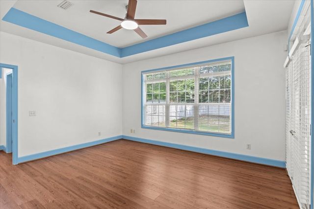 104 Petersburg Ct, Dothan, AL 36305