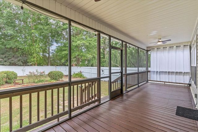 104 Petersburg Ct, Dothan, AL 36305
