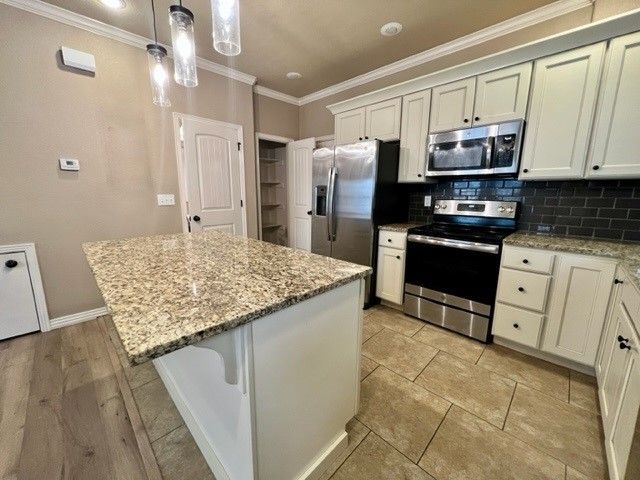 892 W Hughes Street, Fayetteville, AR 72701